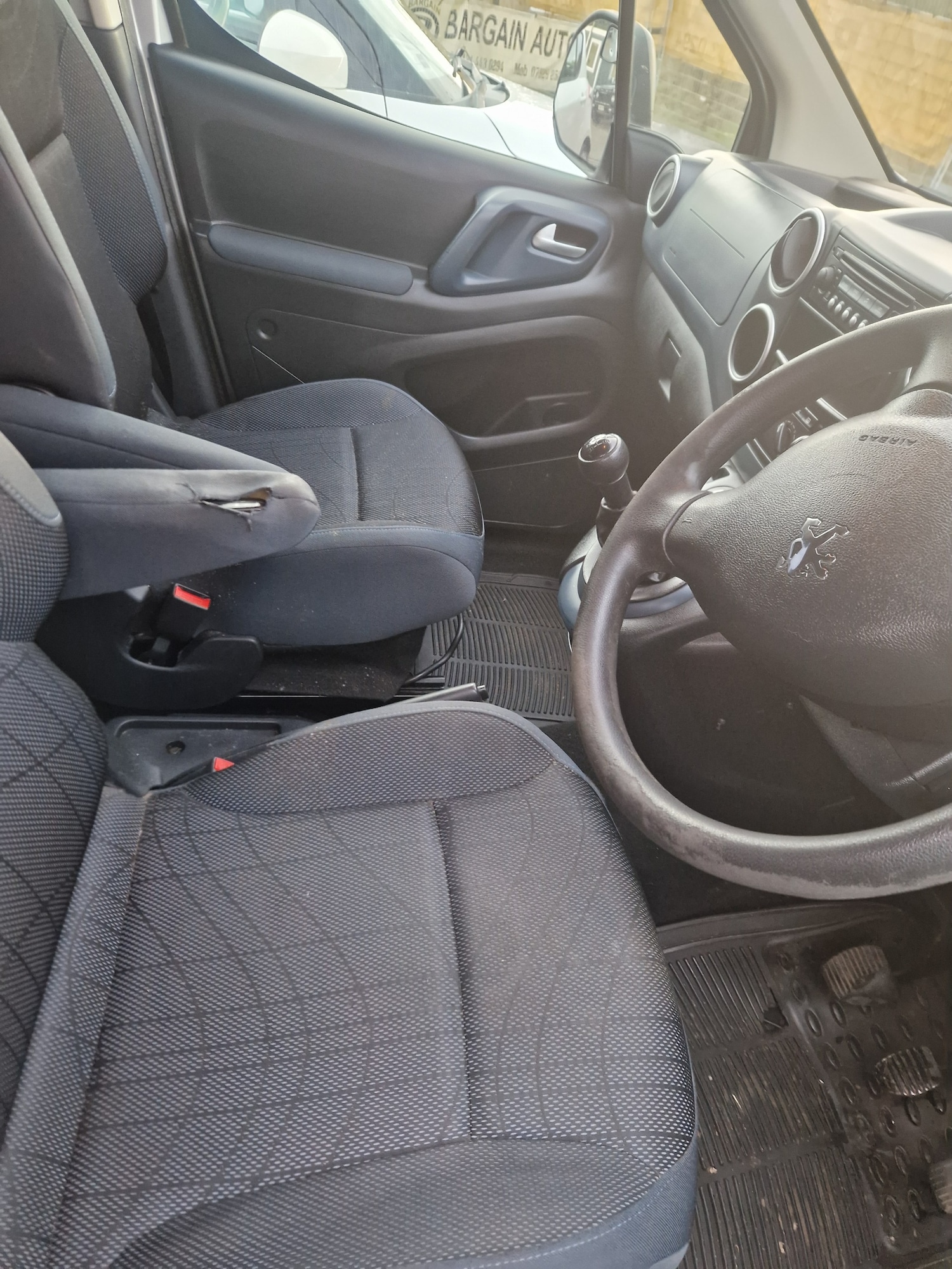 Used Peugeot Partner Tepee 2010 for sale - 77195520: Photo 12