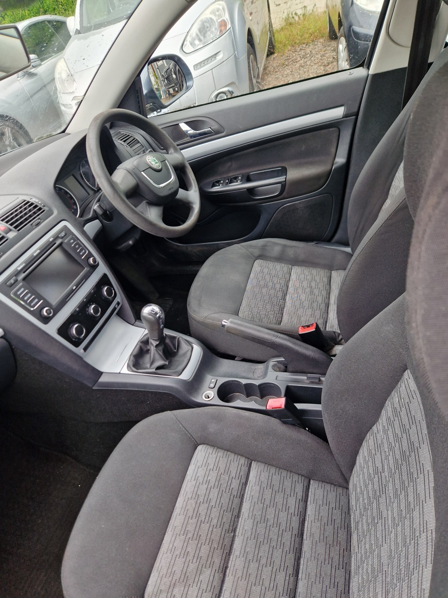 Skoda Octavia 2009 (09) - 1.9 TDI PD SE 5dr MOT NOVEMBER. 2 KEYS - Image 14