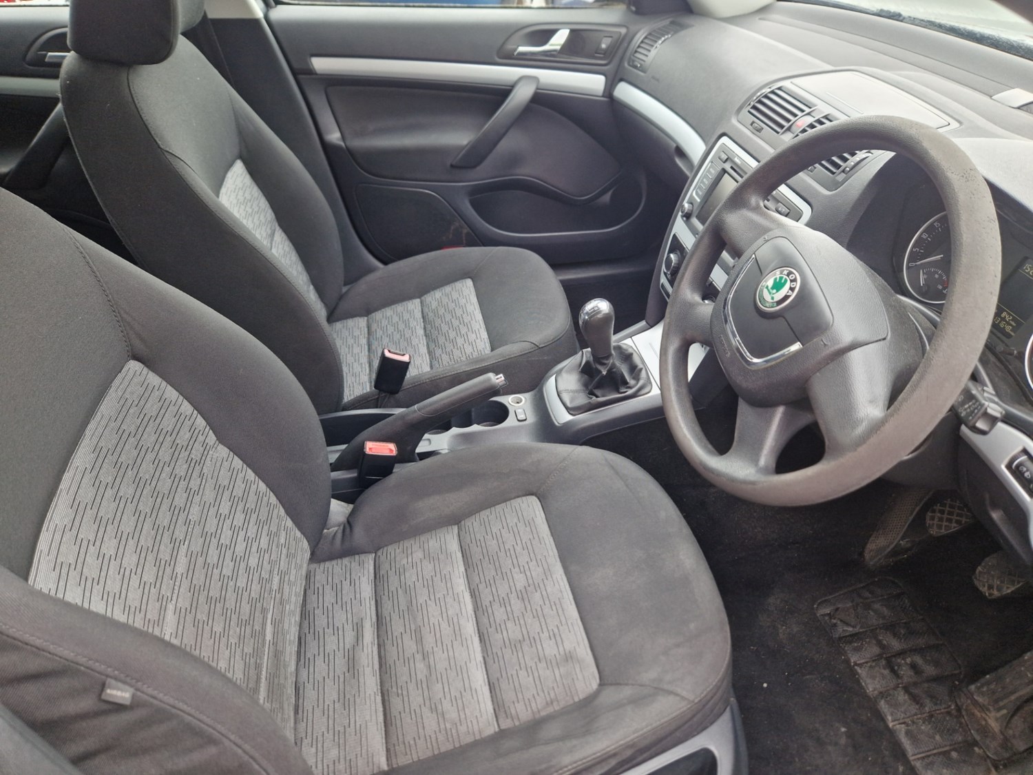 Skoda Octavia 2009 (09) - 1.9 TDI PD SE 5dr MOT NOVEMBER. 2 KEYS - Image 18