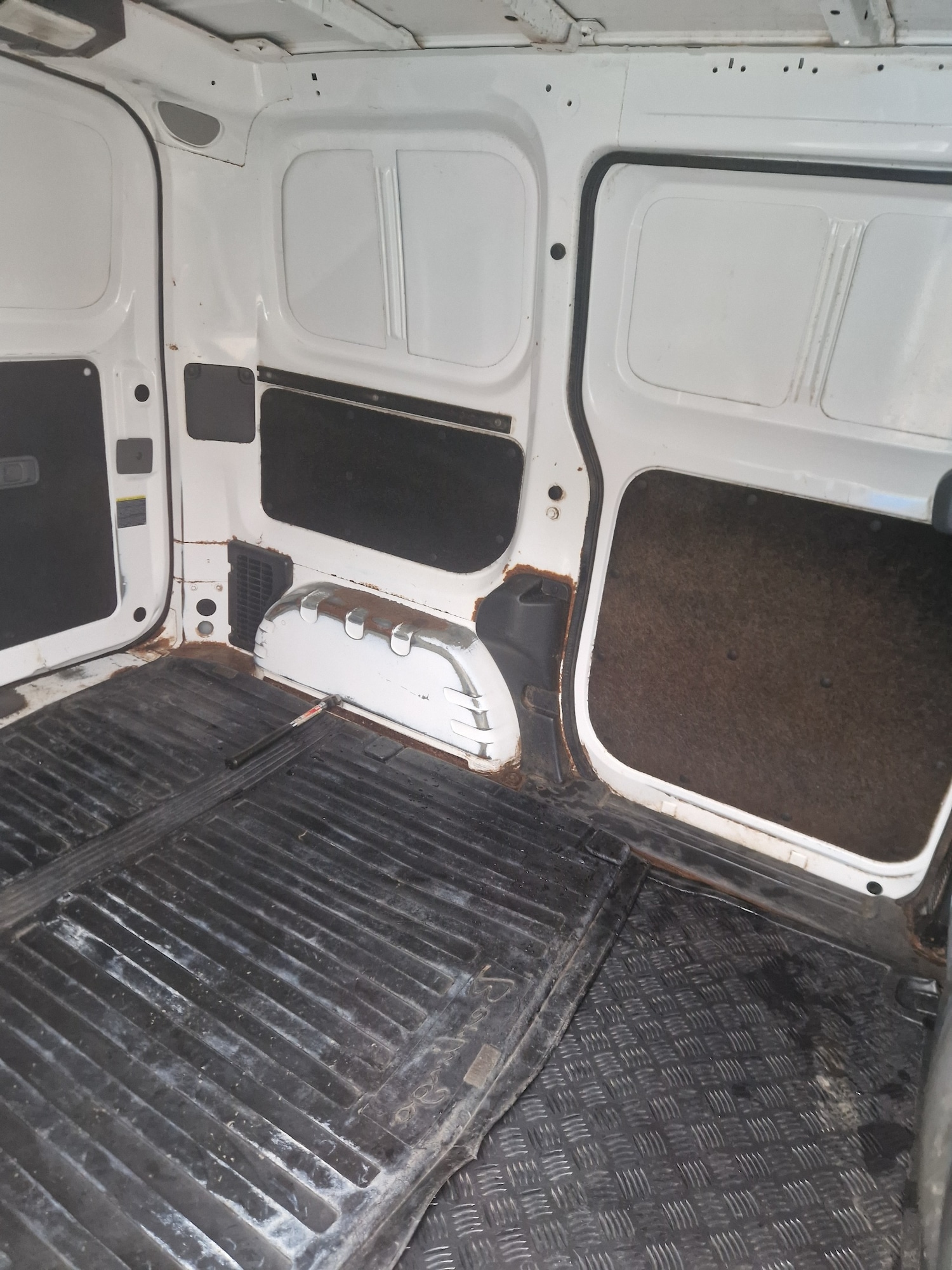 Used Nissan e-NV200 2016 for sale - 77675774: Photo 17