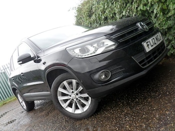 Used Volkswagen Tiguan 2012 for sale - 77697679: Photo