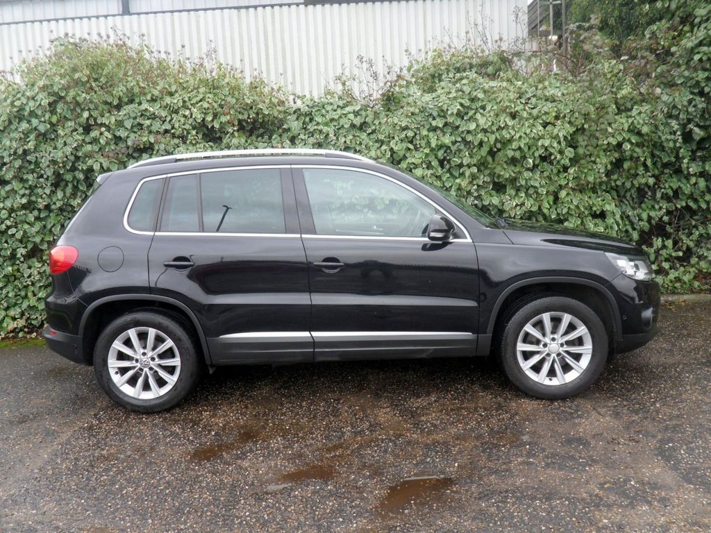 Used Volkswagen Tiguan 2012 for sale - 77697679: Photo 4
