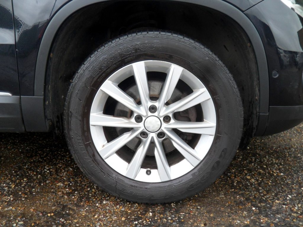 Used Volkswagen Tiguan 2012 for sale - 77697679: Photo 48