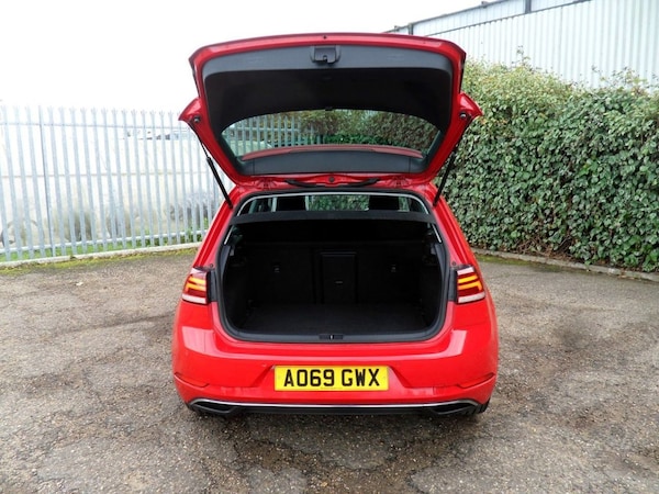 Used Volkswagen Golf 2019 for sale - 76039365: Photo 36