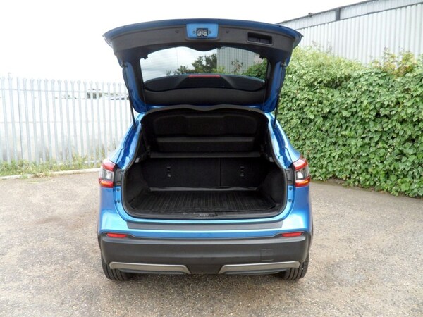 Used Nissan Qashqai 2018 for sale - 76039366: Photo 42