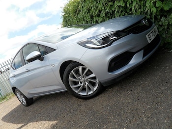 Vauxhall - Astra