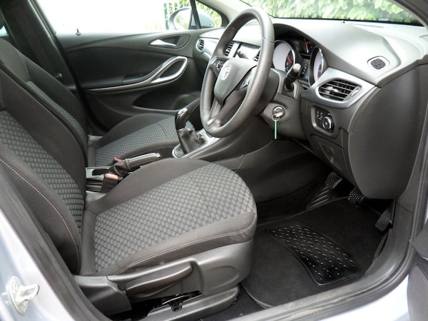 Used Vauxhall Astra 2020 for sale - 76038864: Photo 5