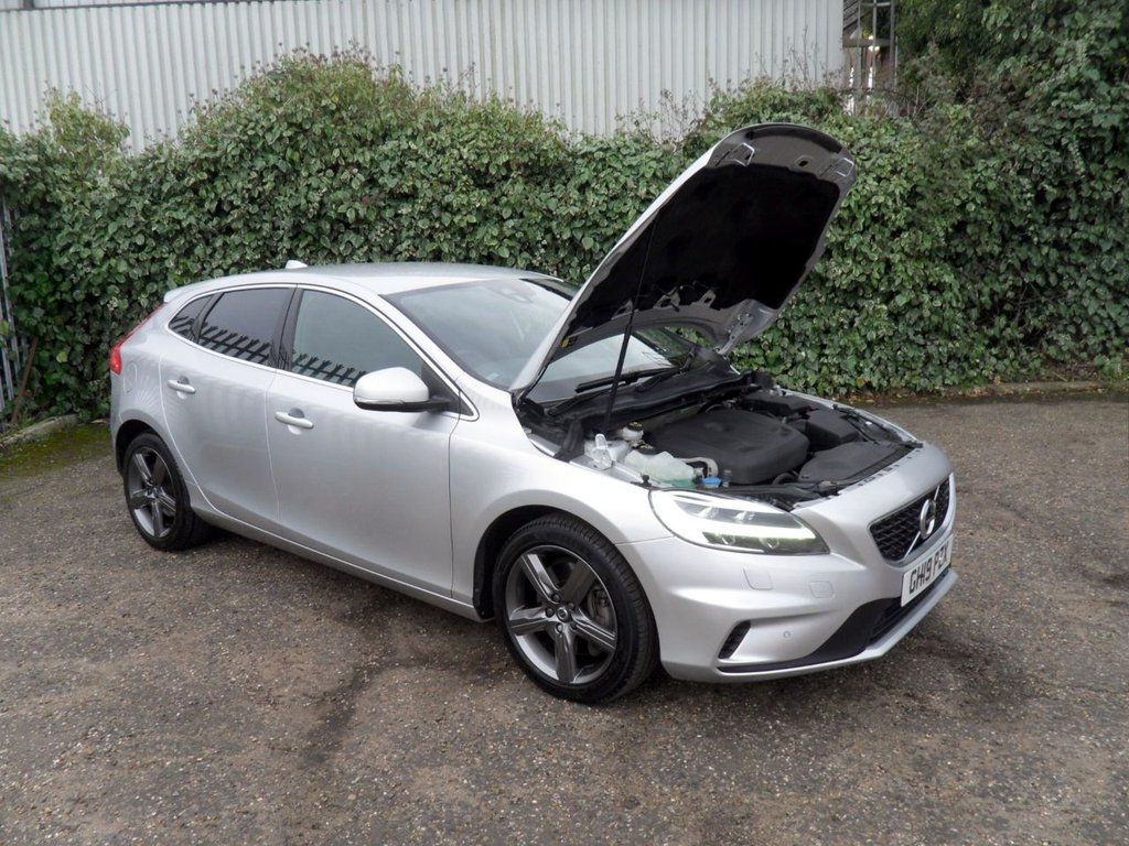 Used Volvo V40 2019 for sale - 77697685: Photo 12