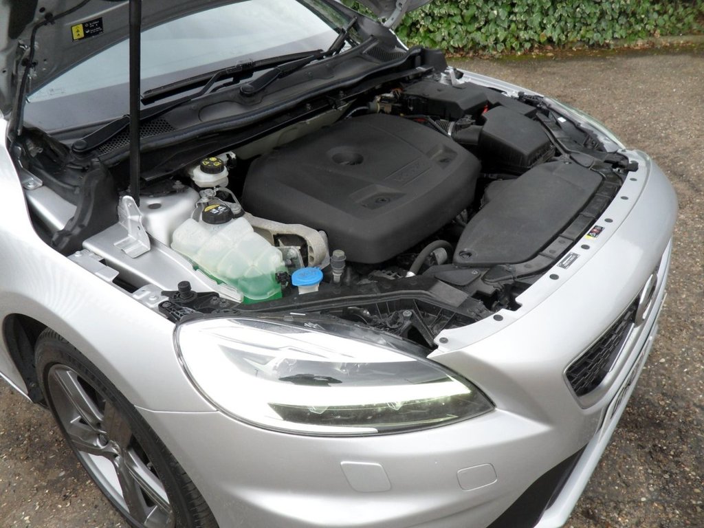 Used Volvo V40 2019 for sale - 77697685: Photo 13