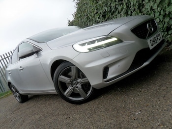 Volvo V40 feature image