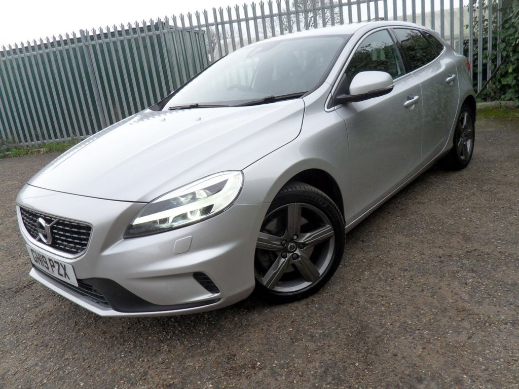 Used Volvo V40 2019 for sale - 77697685: Photo 35