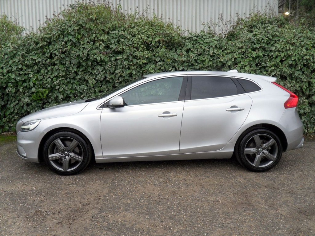 Used Volvo V40 2019 for sale - 77697685: Photo 38