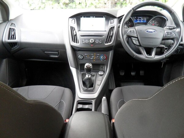Used Ford Focus 2017 for sale - 76038676: Photo 17