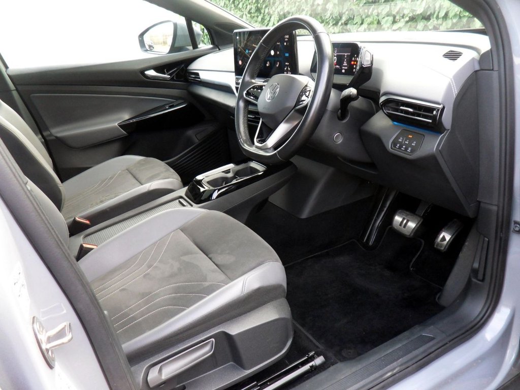 Used Volkswagen ID.5 2023 for sale - 77697697: Photo 5