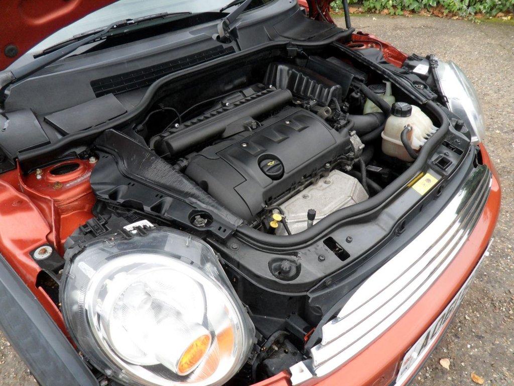 Used MINI Convertible 2011 for sale - 76510092: Photo 15