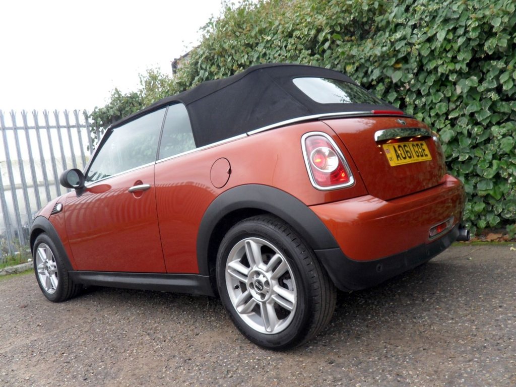 Used MINI Convertible 2011 for sale - 76510092: Photo 26