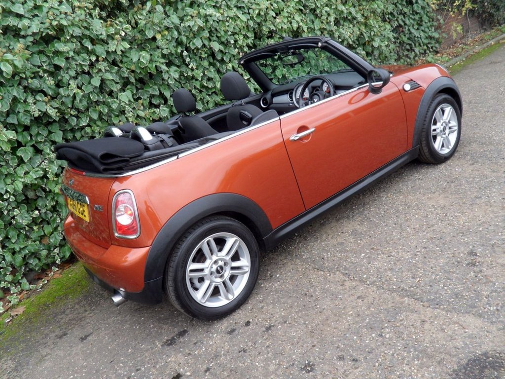 Used MINI Convertible 2011 for sale - 76510092: Photo 27