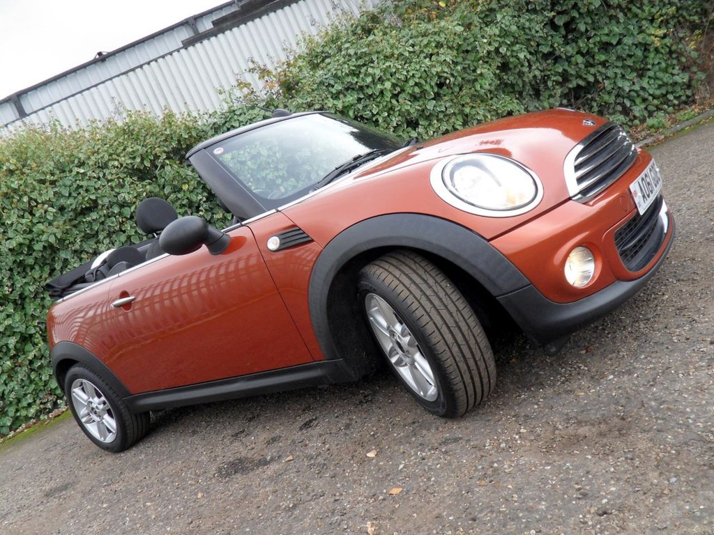 Used MINI Convertible 2011 for sale - 76510092: Photo 38