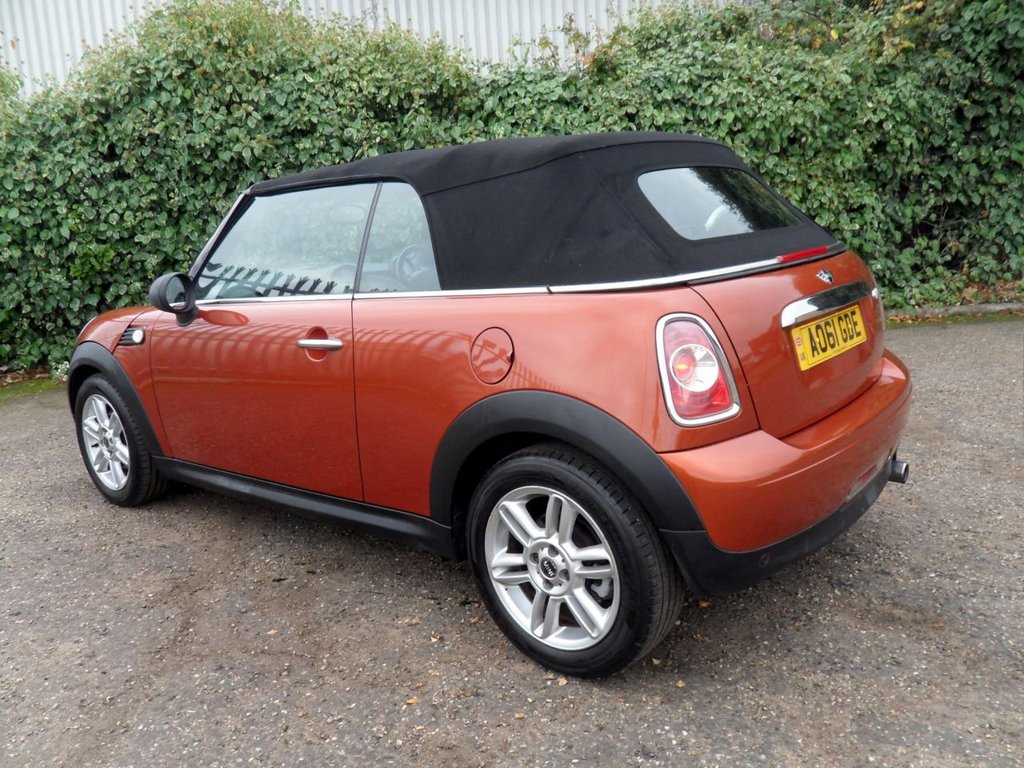 Used MINI Convertible 2011 for sale - 76510092: Photo 7