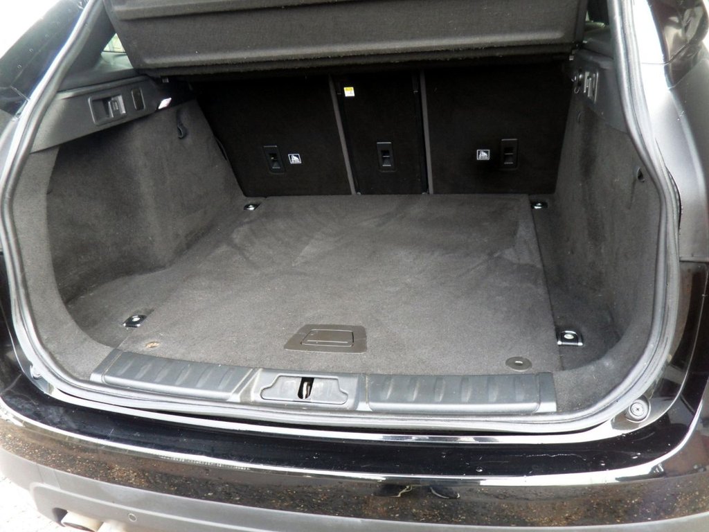 Used Jaguar F-Pace 2018 for sale - 77697693: Photo 41