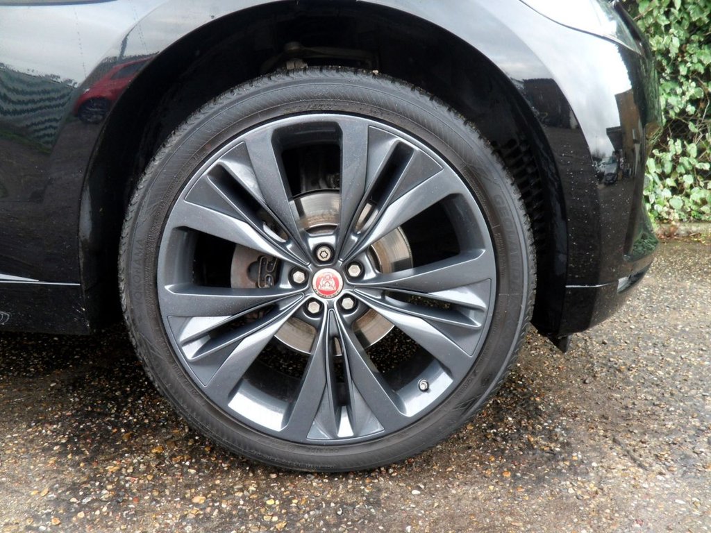 Used Jaguar F-Pace 2018 for sale - 77697693: Photo 48