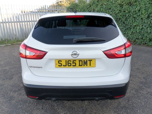 Used Nissan Qashqai 2015 for sale - 76119228: Photo 13