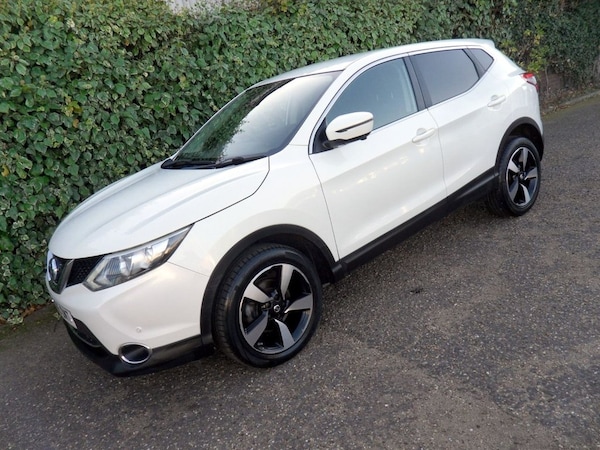 Used Nissan Qashqai 2015 for sale - 76119228: Photo 14
