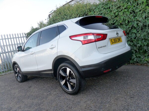 Used Nissan Qashqai 2015 for sale - 76119228: Photo 15