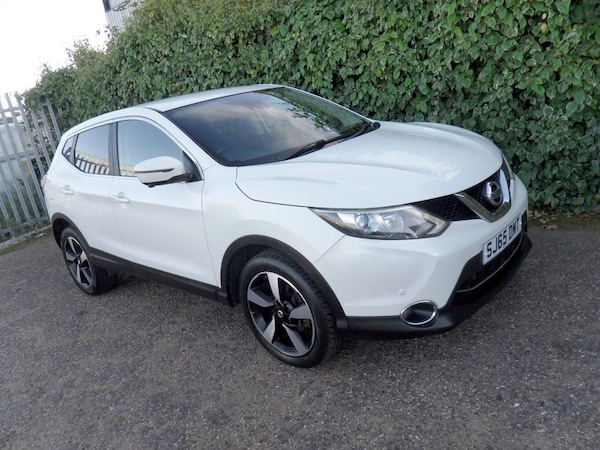 Used Nissan Qashqai 2015 for sale - 76119228: Photo 18