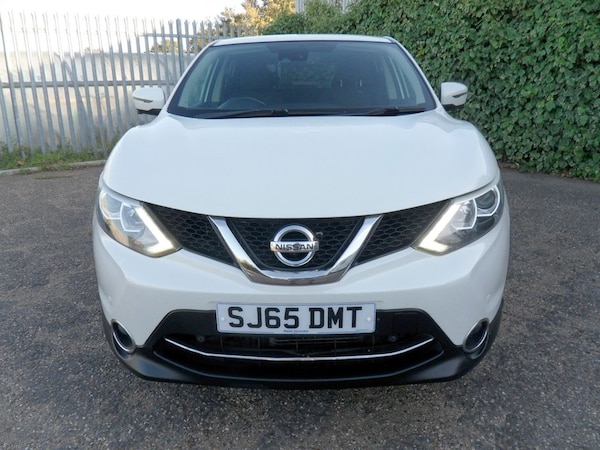 Used Nissan Qashqai 2015 for sale - 76119228: Photo 2