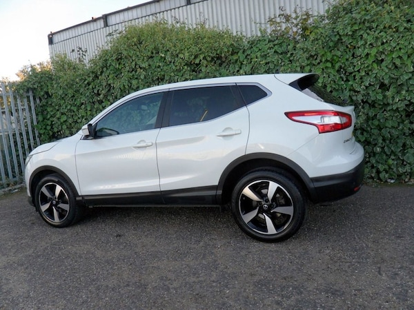 Used Nissan Qashqai 2015 for sale - 76119228: Photo 31