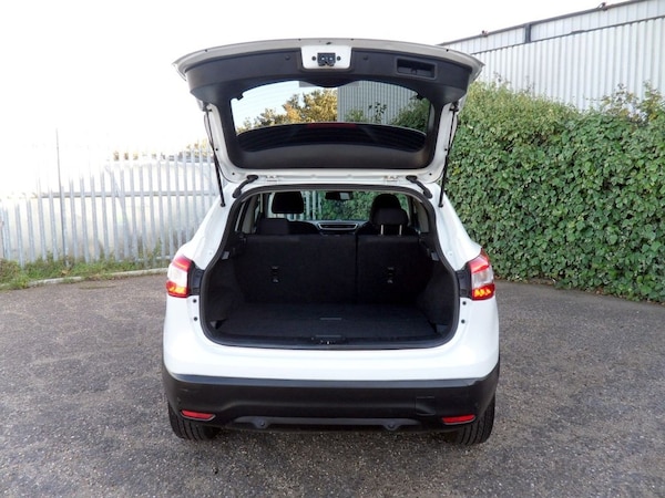 Used Nissan Qashqai 2015 for sale - 76119228: Photo 37