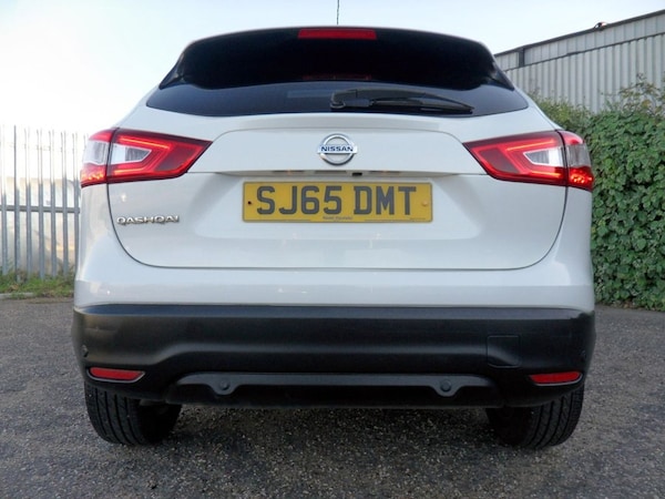 Used Nissan Qashqai 2015 for sale - 76119228: Photo 3