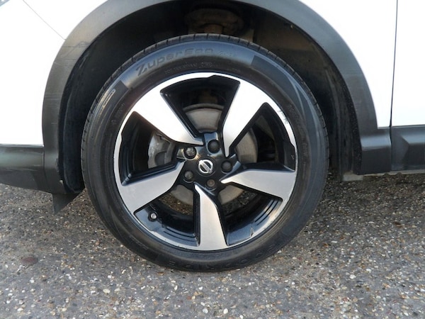 Used Nissan Qashqai 2015 for sale - 76119228: Photo 41