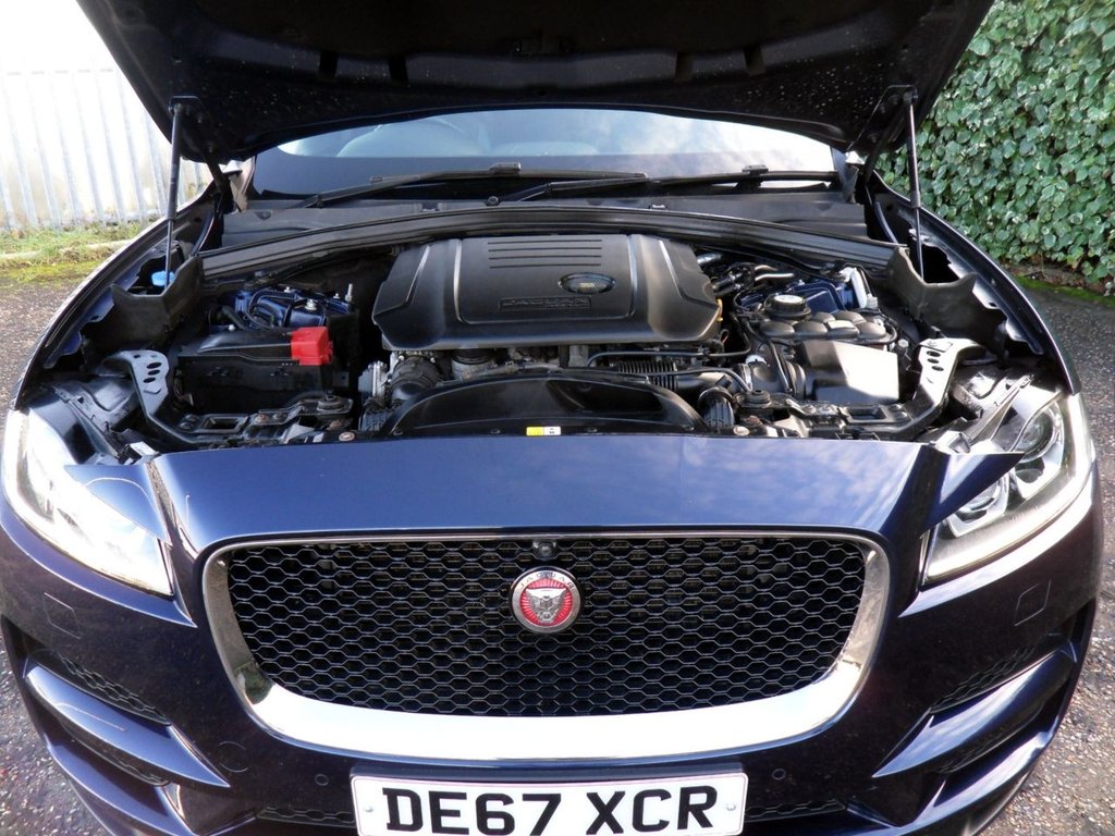 Used Jaguar F-Pace 2017 for sale - 77697688: Photo 15