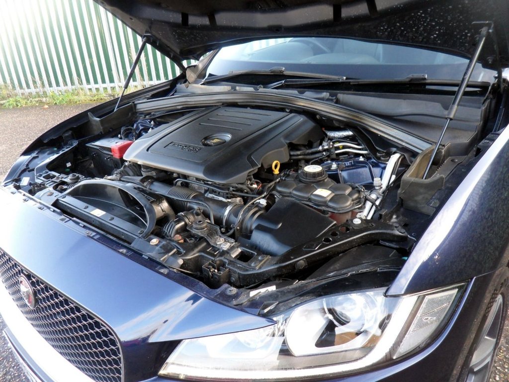 Used Jaguar F-Pace 2017 for sale - 77697688: Photo 17