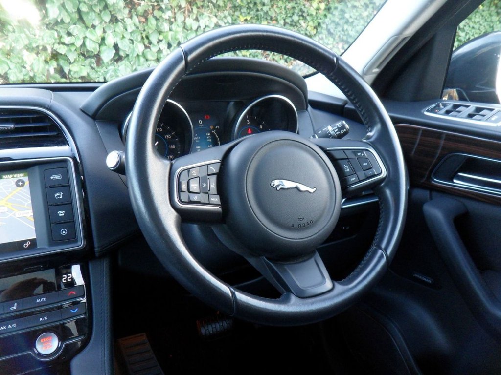 Used Jaguar F-Pace 2017 for sale - 77697688: Photo 24