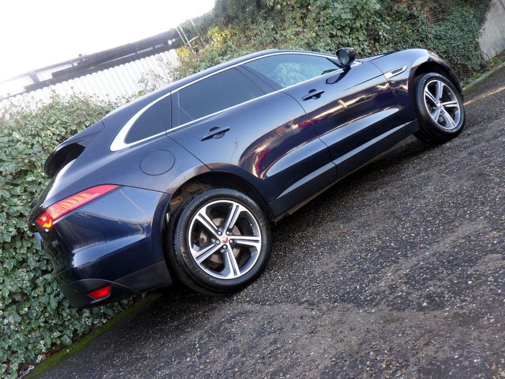 Used Jaguar F-Pace 2017 for sale - 77697688: Photo 38