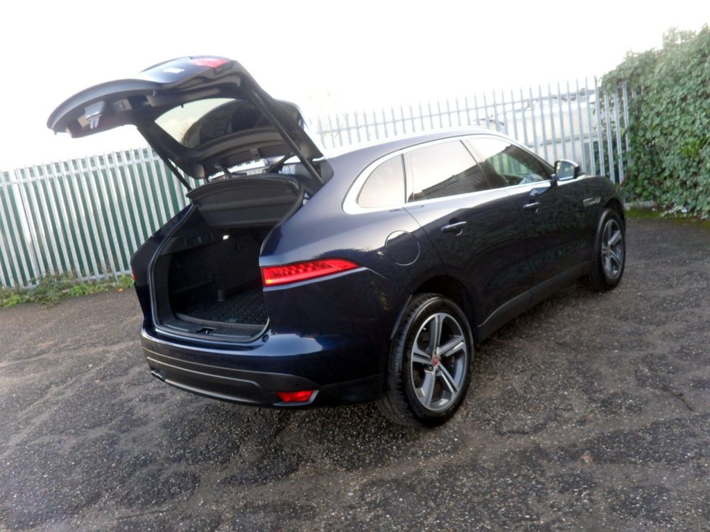 Used Jaguar F-Pace 2017 for sale - 77697688: Photo 41