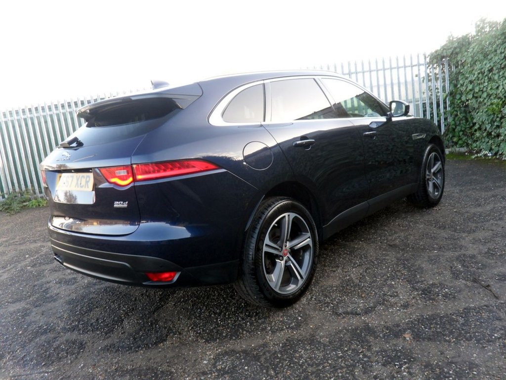 Used Jaguar F-Pace 2017 for sale - 77697688: Photo 9