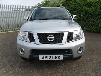 Used Nissan Navara 2012 for sale - 78488073: Photo