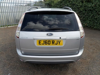 Used Ford Focus 2010 for sale - 78181438: Photo