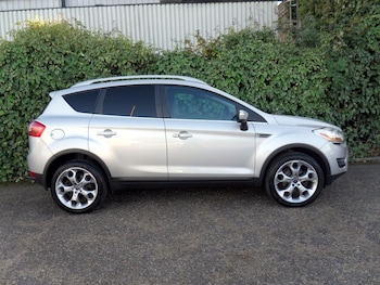 Used Ford Kuga 2010 for sale - 76039318: Photo