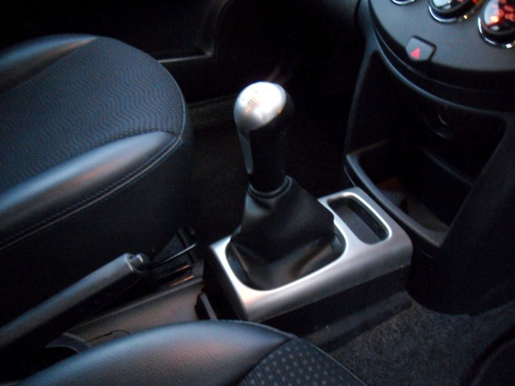 Used Nissan Note 2013 for sale - 76617788: Photo 37