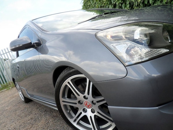 Used Honda Civic 2005 for sale - 76038875: Photo 18