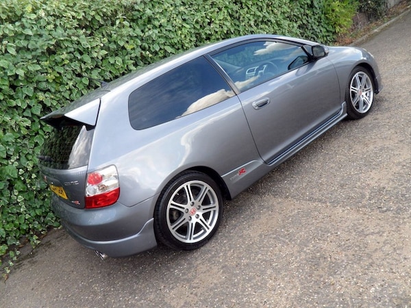 Used Honda Civic 2005 for sale - 76038875: Photo 24