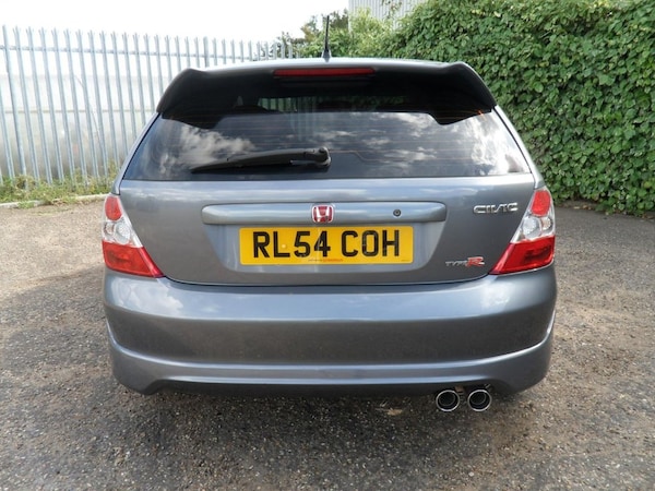 Used Honda Civic 2005 for sale - 76038875: Photo 3