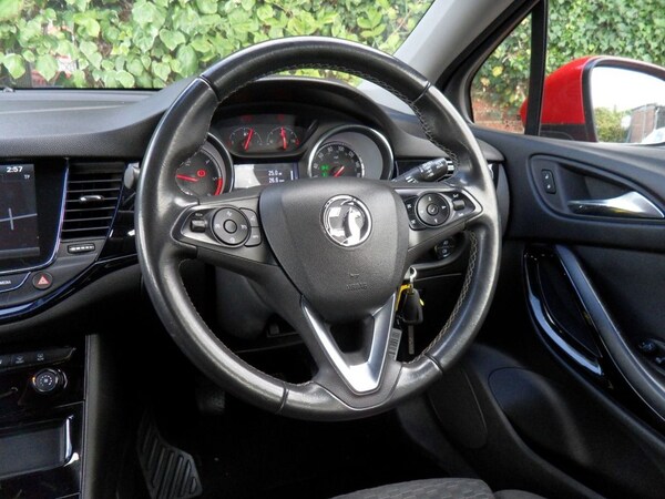 Used Vauxhall Astra 2018 for sale - 76039685: Photo 25