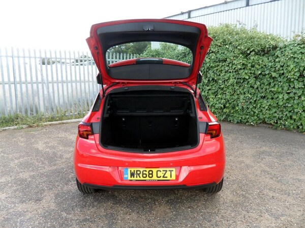 Used Vauxhall Astra 2018 for sale - 76039685: Photo 40