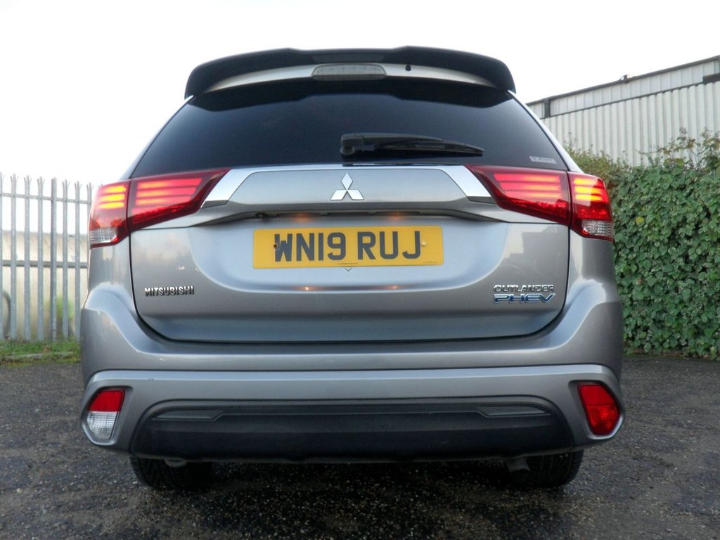 Used Mitsubishi Outlander 2019 for sale - 76642808: Photo 40